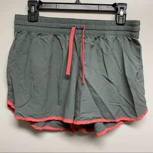 Columbia athletic shorts